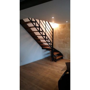 dès 3000 €, Nos escaliers uniques droit, quart tournant, escalier 2 quart tournant